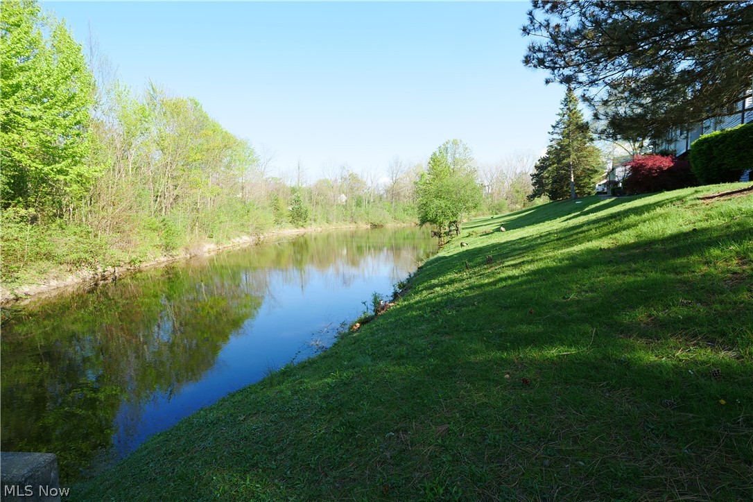 Hickory Ridge Condo - Residential