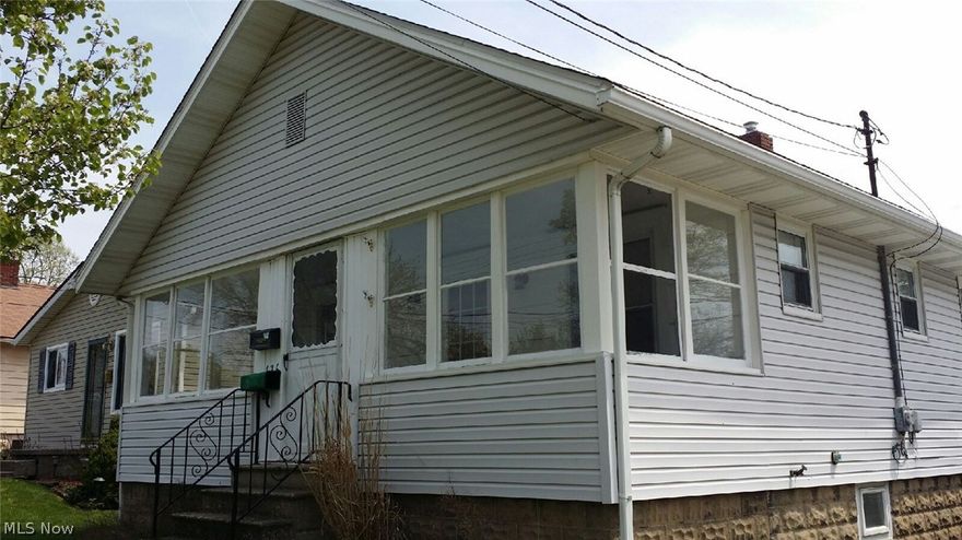 You will feel right at home at 636 Viewpoint in Cuyahoga Falls.  Conveniently located within walking distance of school, park, shopping & just minutes away from everything!  This cozy home offers a cozy inviting living room, formal dining room, 2 bedrooms with beautiful hardwood floors, kitchen with appliances, enclosed front porch, mudroom, full basement and a 1.5 detached garage!  Updates include:  Roof, siding & windows 2009, carpet 2010, dishwasher, furnace/ca, hotwater tank 2014.  This home has been very well cared for and is ready to move in and priced to sell!  Call today to schedule a time to view!