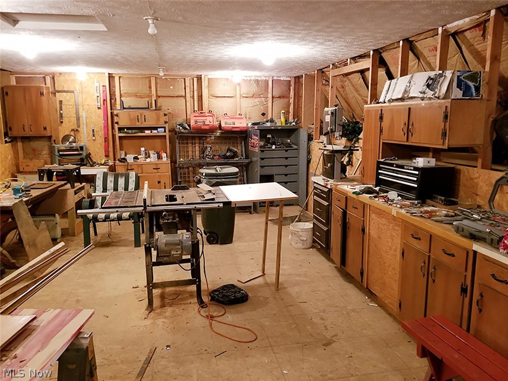 Holly Hills - Residential