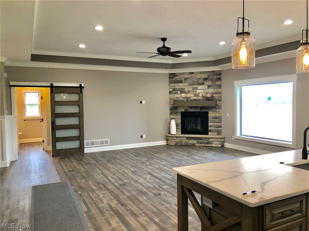 Lake Ospgs Village - Residential