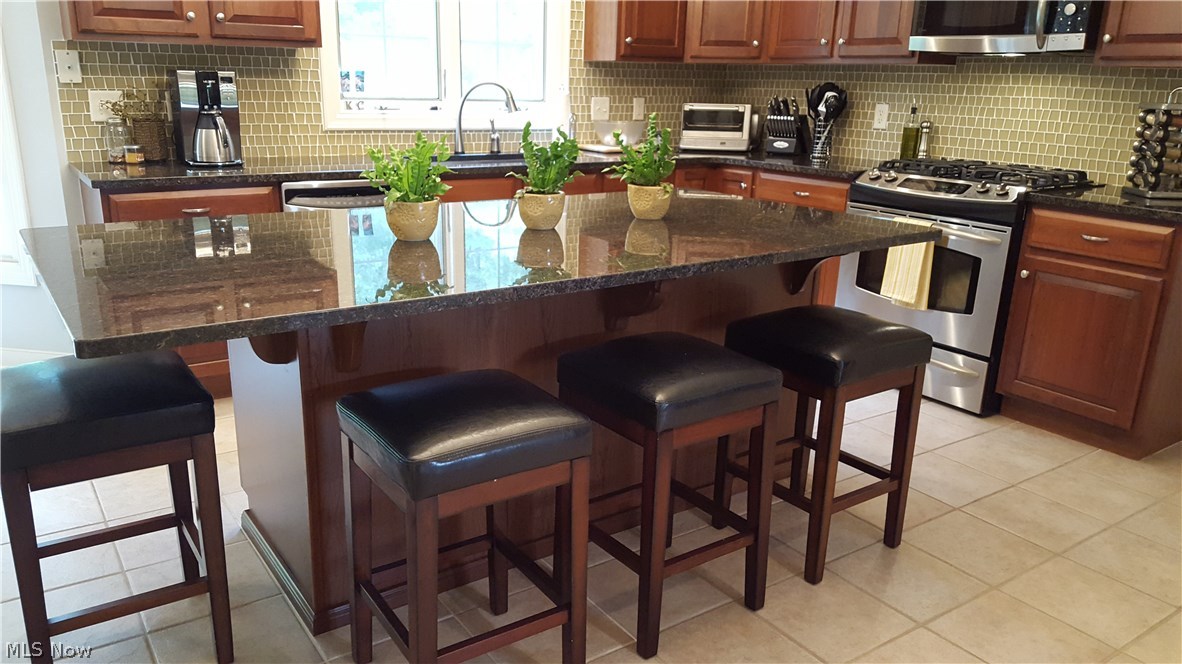 Arbor Acres - Residential