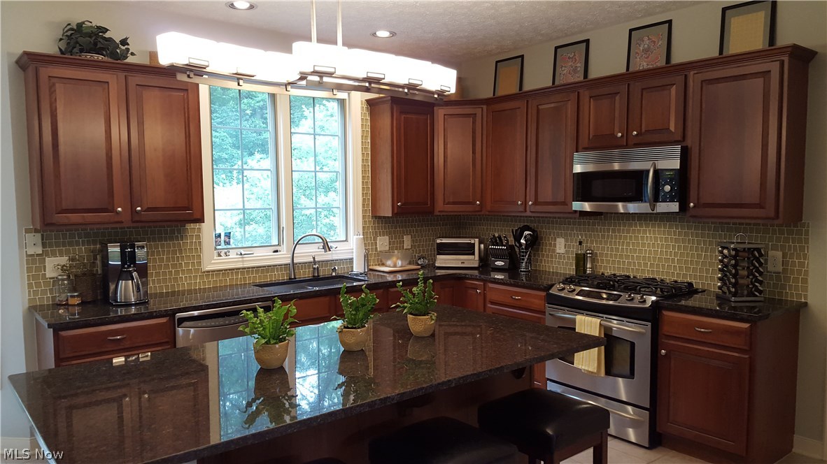 Arbor Acres - Residential