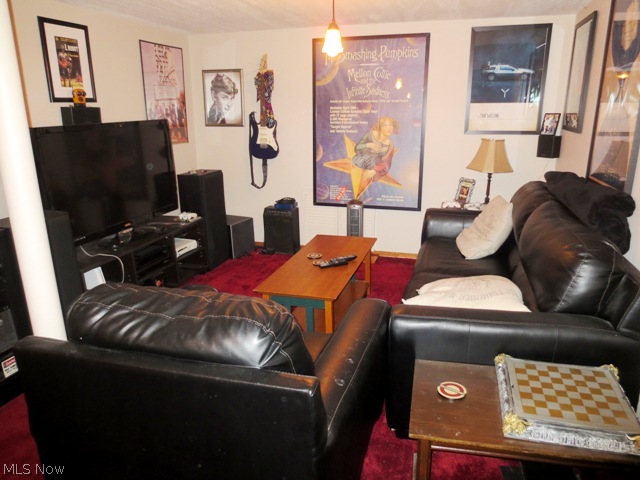 Crestivew - Residential