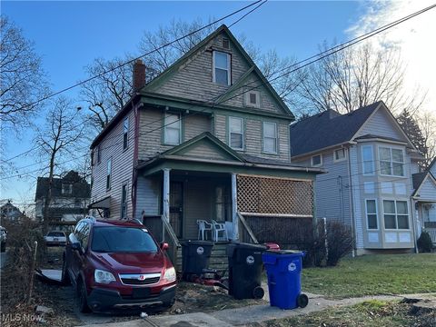 905 E 149th Street Cleveland OH 44110