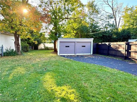 Tiny photo for 2216 Barrington Road, University Heights, OH 44118 (MLS # 5190668)