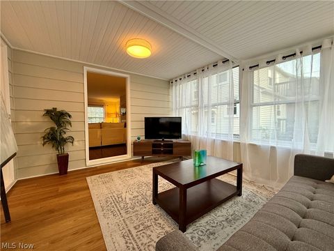 Tiny photo for 2216 Barrington Road, University Heights, OH 44118 (MLS # 5190668)