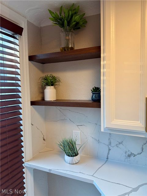 Tiny photo for 2216 Barrington Road, University Heights, OH 44118 (MLS # 5190668)