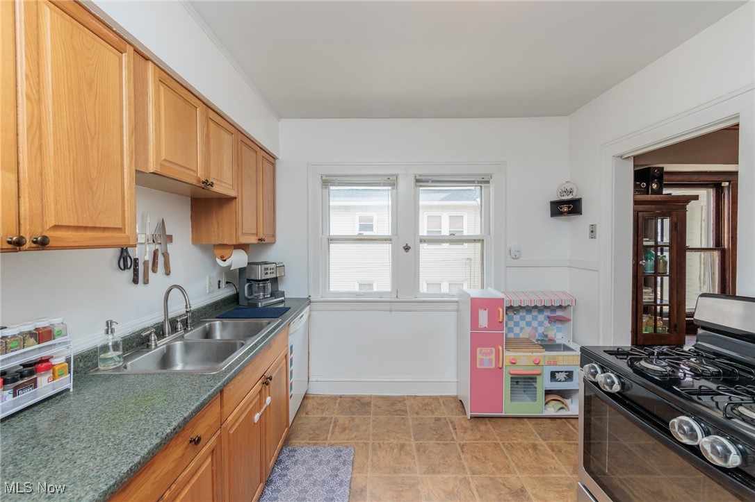 Rockport Sec 21 - Residential Income