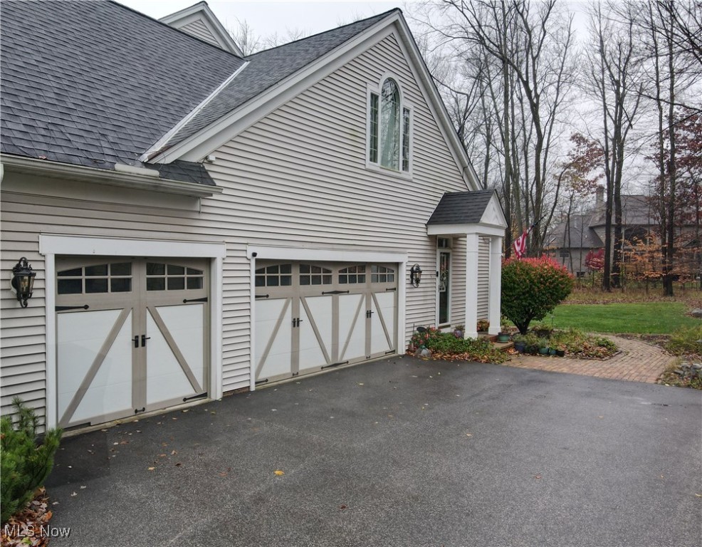 17400 Red Fox Trail, Chagrin Falls, Ohio image 28