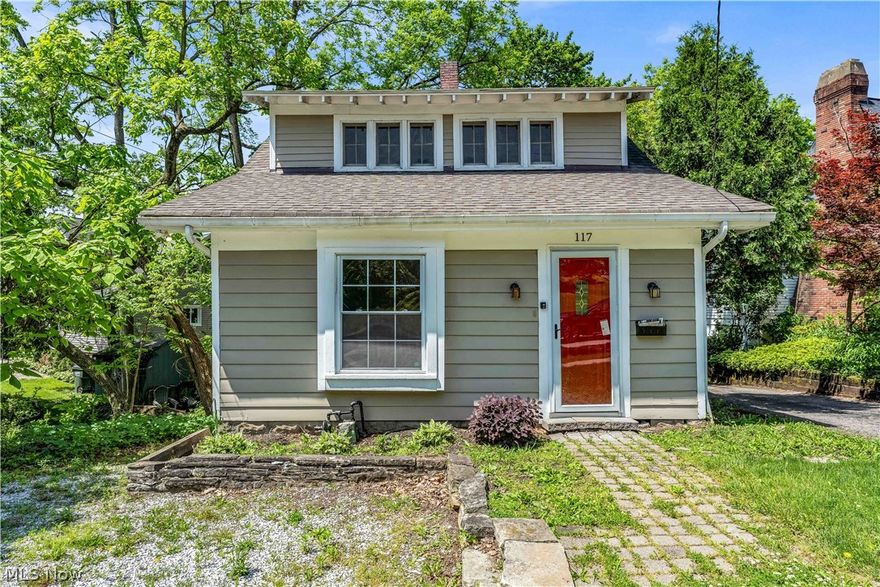 117 Cleveland St, Chagrin Falls- Spacious 3 bed 1.5 bath single family home! //

$ 1650 rent / $ 1650 deposit //
$49 application fee per adult //
1-2 pets OK with approved PetScreening and PetFee.(Some breed restrictions apply per HUD guidelines). //
NO SMOKING //
1 time $169 non-refundable set up fee paid at lease signing //

$30/month required resident benefit package; can include personal property/liability insurance for an additional $5/month for $35/month total //

All applicants are required to fill out a PetScreening application, found on our website directly on the application before being processed. Even if you have NO pets - this application must be filled out. One time, non-refundable pet fee of $200-500 per animal applies to all pets & must be paid prior to or when you pay your first month rent. (No fee for qualified assistance animals). //

Our application is processed through secure site: Findigs, and they require ID and income verification. Without this, your application will not be processed. They offer 24/7 chat support on their application directly if you have any questions. //

BEDROOMS: 3 //
BATHROOMS: 1.5 //
APPLIANCES PROVIDED: Fridge, stove, microwave, and dishwasher
UTILITIES / RESIDENT RESPONSIBILITY: Residents are responsible for all utilities including: water/sewer/trash, gas & electric and are responsible to maintain lawn care, maintenance & snow removal. //

Serious inquiries only.