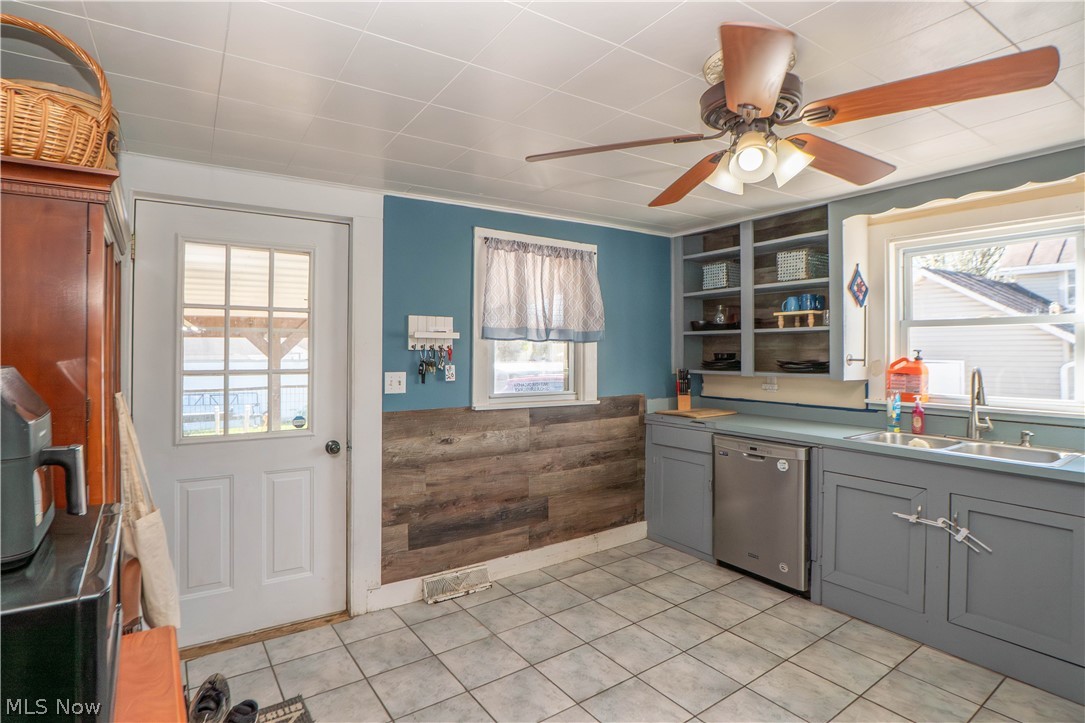 Village/West Salem - Residential