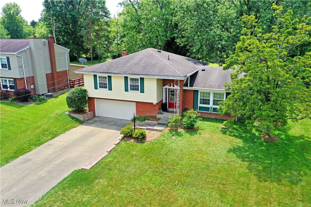 1723 Coventry Avenue, Howland, Ohio image 2