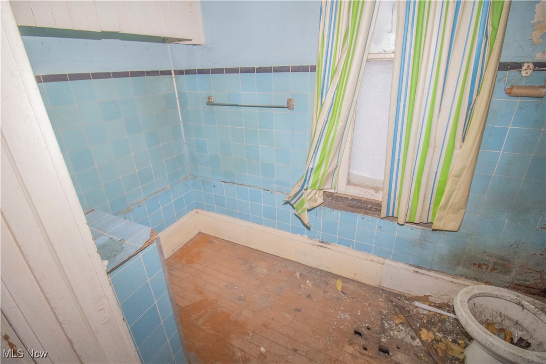 Frederick Schmitt & Others Su - Residential