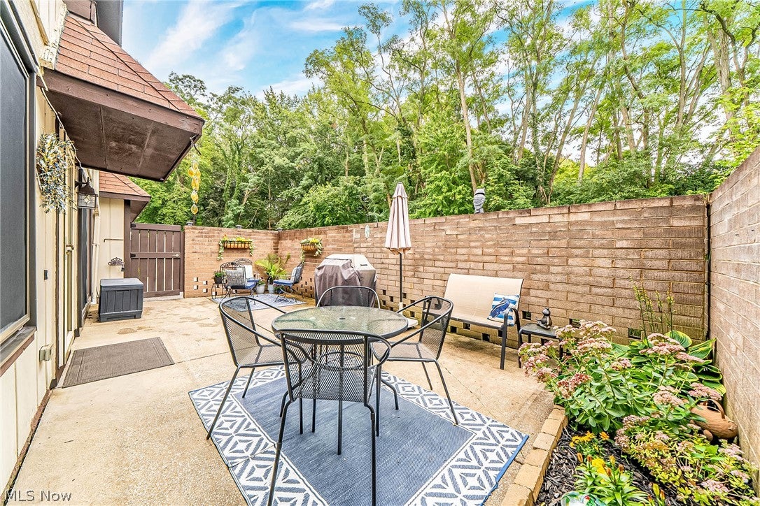 9956 Johnnycake Ridge Road E15