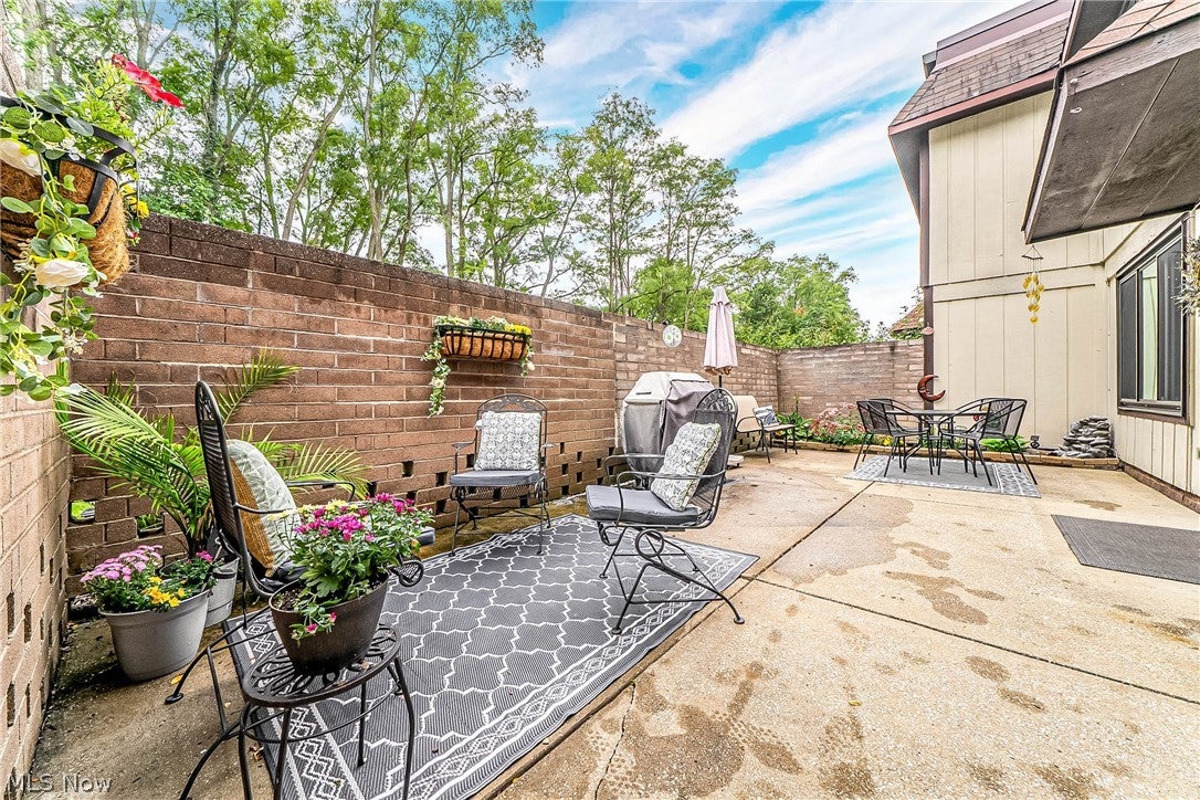 9956 Johnnycake Ridge Road E15