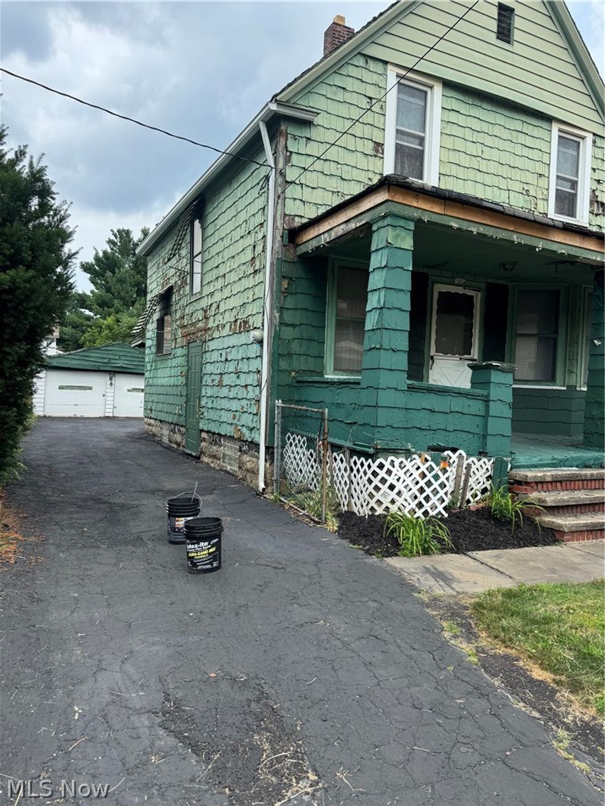 Selling AS IS.  Three bedroom Colonial.Newer furnace and Hot water tank.