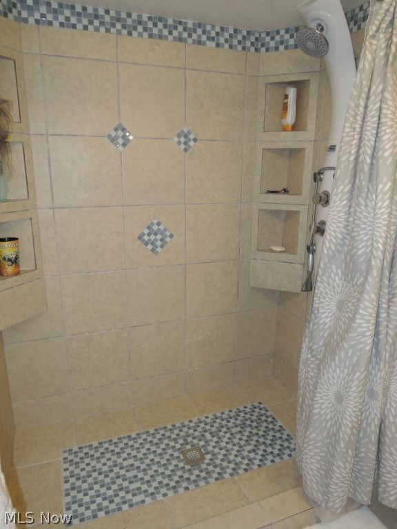 Colonial Heights 01 - Residential