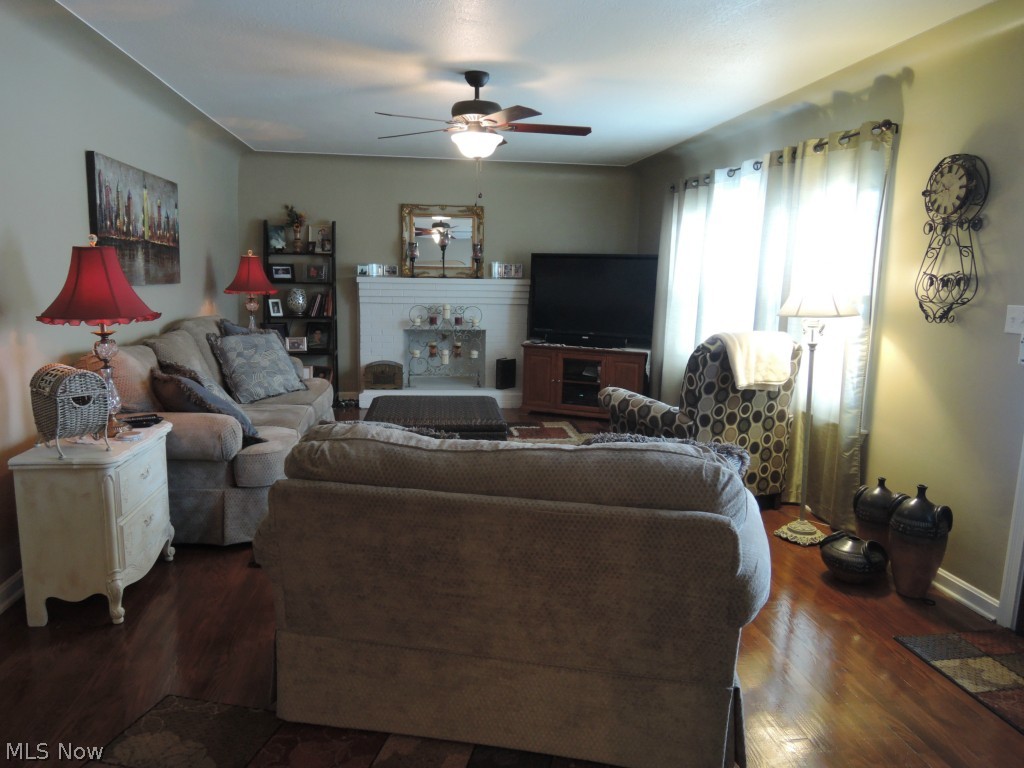 Colonial Heights 01 - Residential