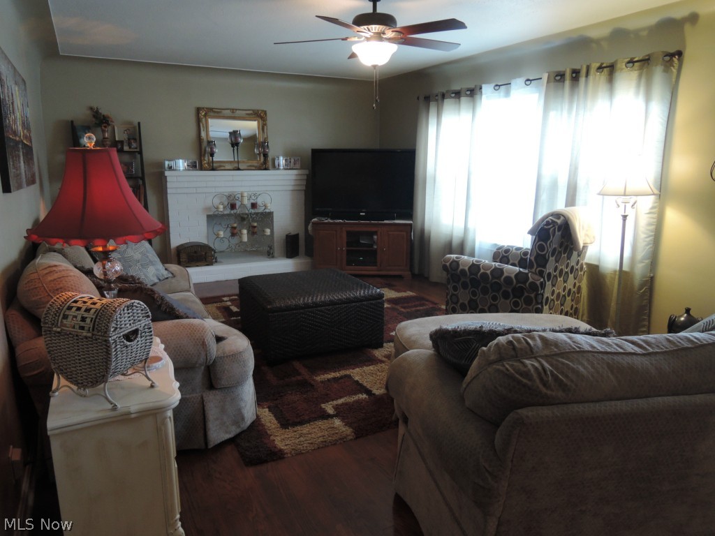 Colonial Heights 01 - Residential