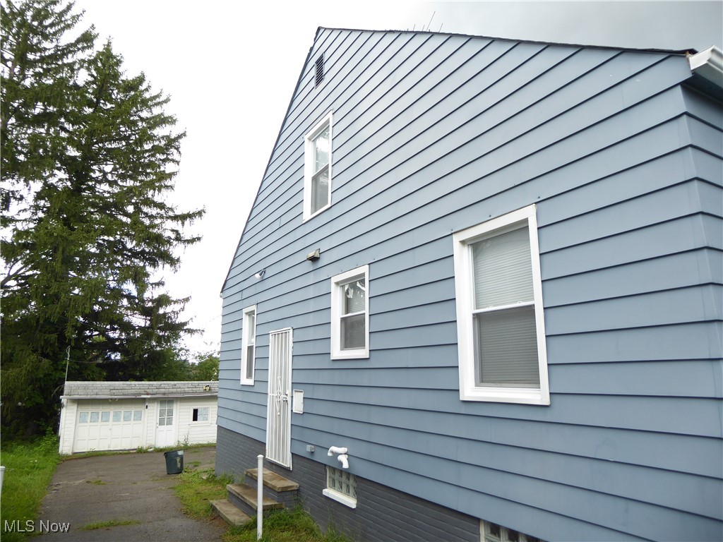 Garfield Pkwy Allotment - Residential