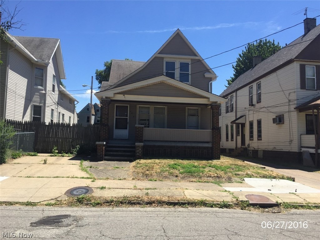 Hecker - Residential Income