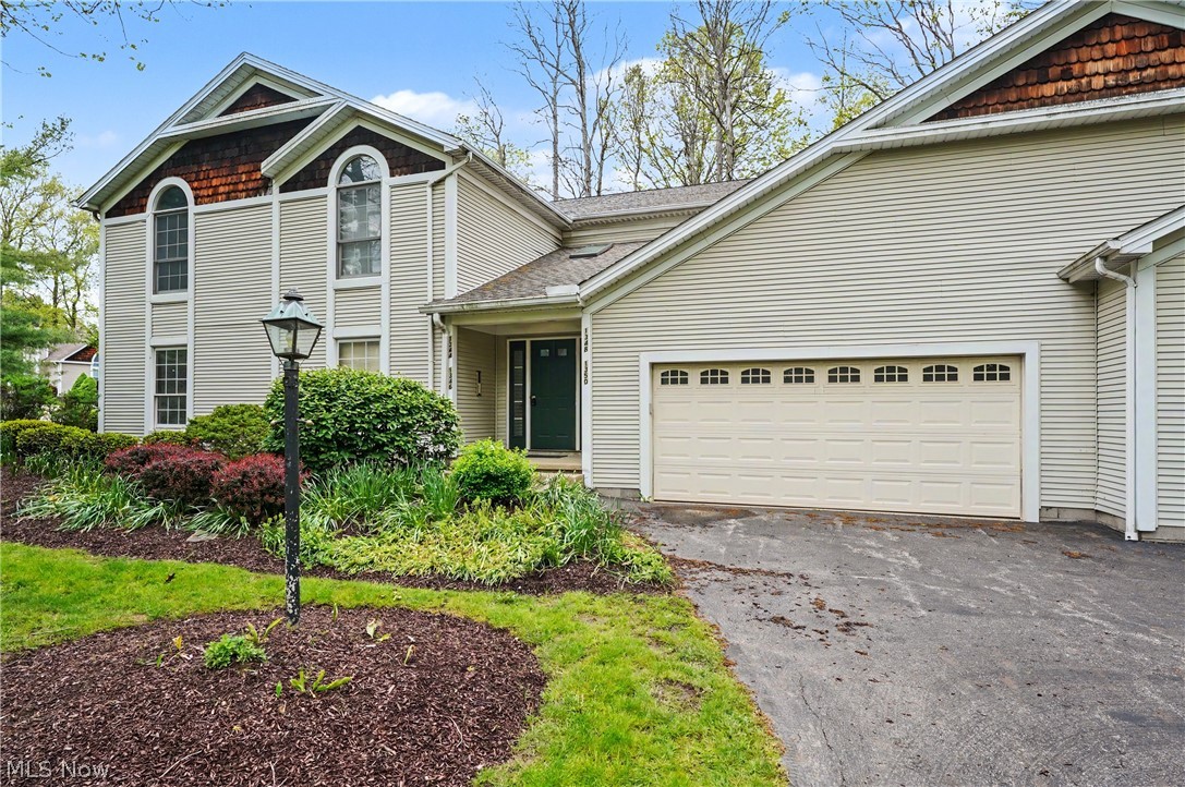 Forest Huntington Woods Condo - Residential