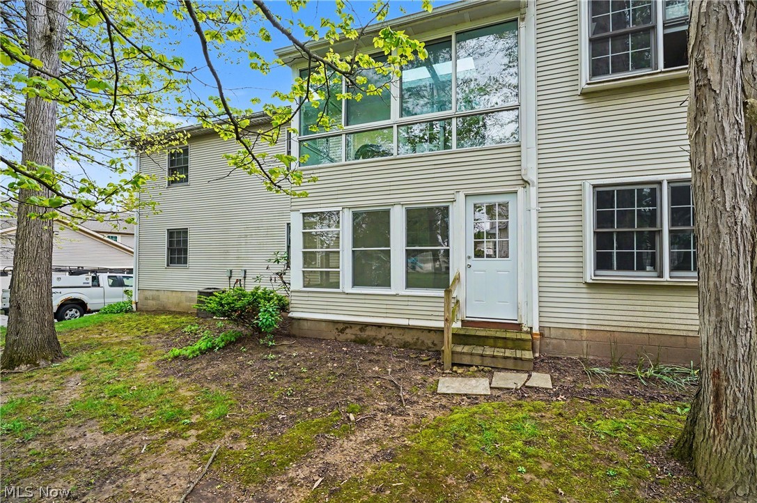 Forest Huntington Woods Condo - Residential
