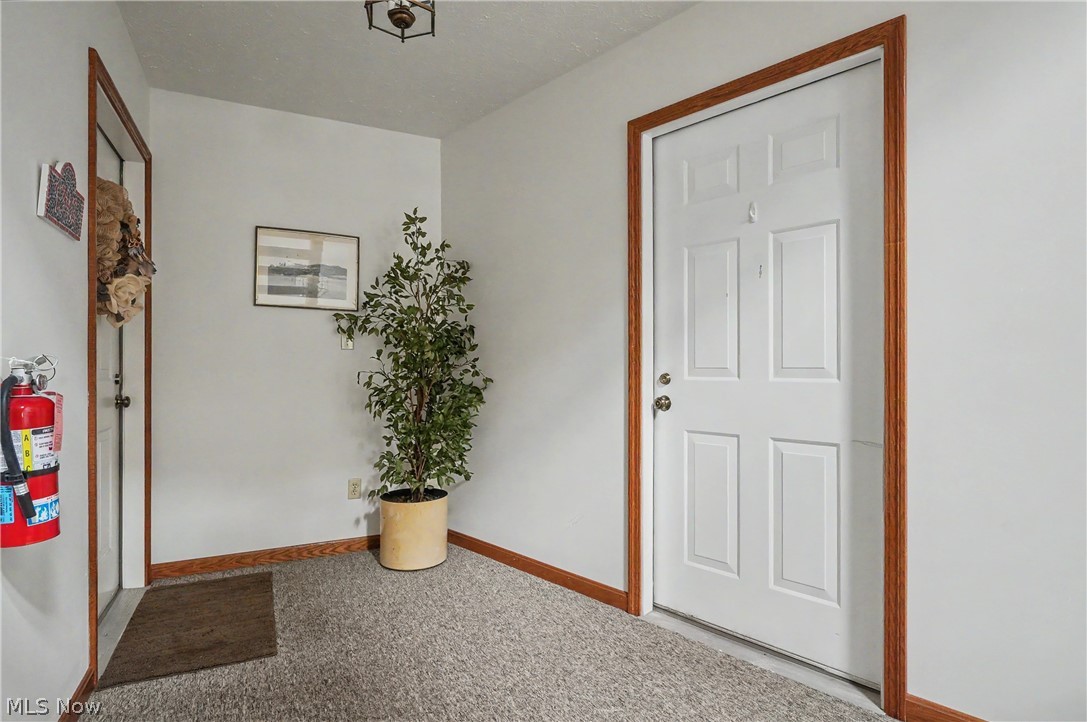 Forest Huntington Woods Condo - Residential