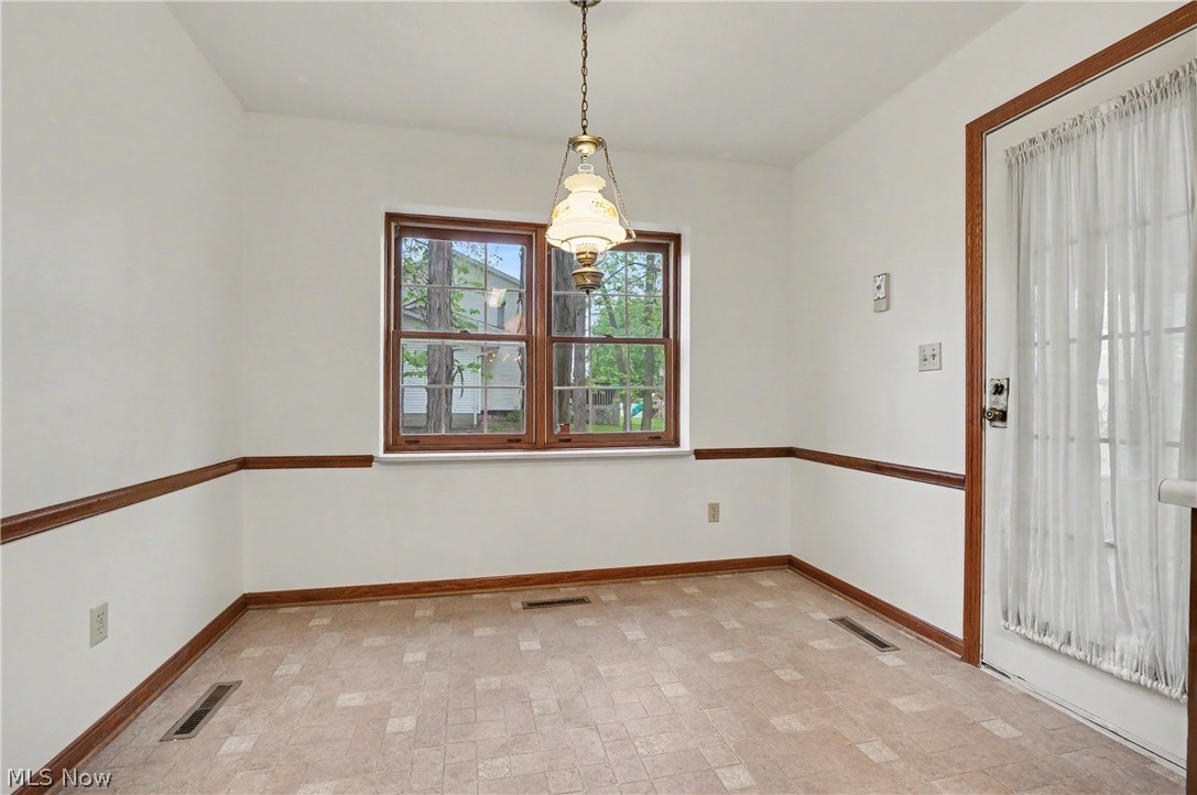Forest Huntington Woods Condo - Residential