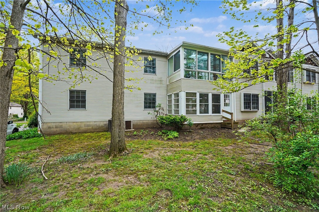 Forest Huntington Woods Condo - Residential