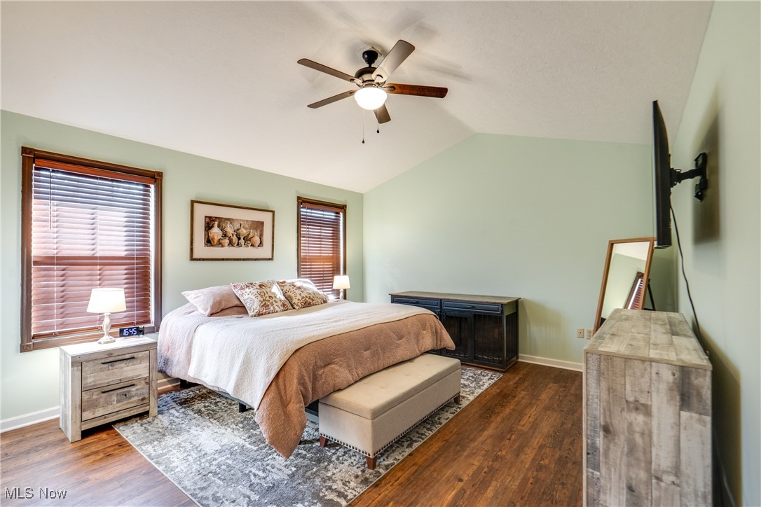 316 Creekside Road, New Philadelphia, Ohio image 24