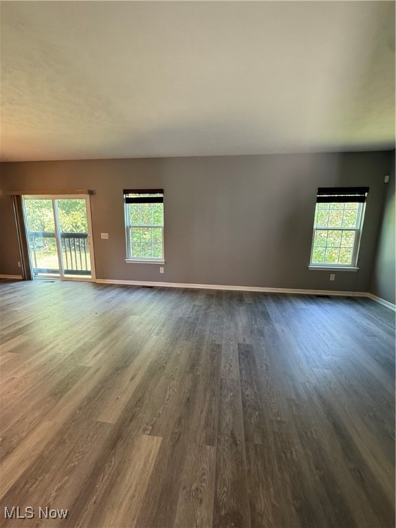 Emerald Estates 9 - Residential Lease