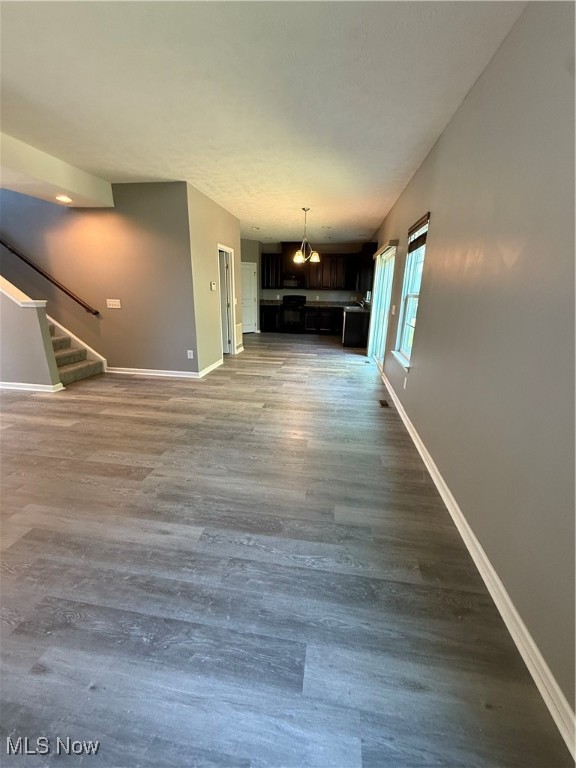 Emerald Estates 9 - Residential Lease