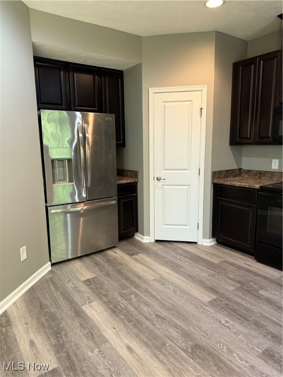 Emerald Estates 9 - Residential Lease