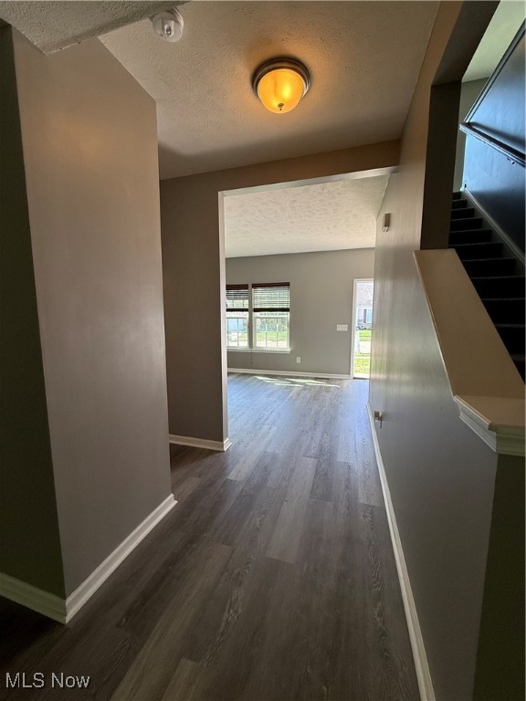 Emerald Estates 9 - Residential Lease