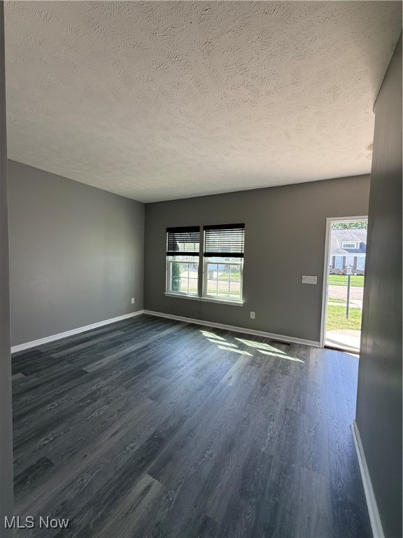 Emerald Estates 9 - Residential Lease