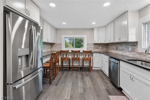 Tiny photo for 9865 Tallmadge Road, Diamond, OH 44412 (MLS # 5210228)