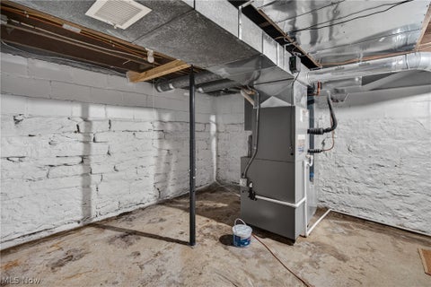 Tiny photo for 9865 Tallmadge Road, Diamond, OH 44412 (MLS # 5210228)