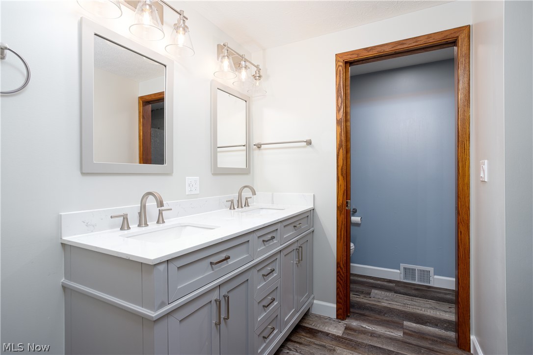 Rolling Hills - Residential