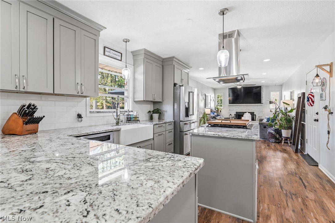 Lakeshore Hills - Residential