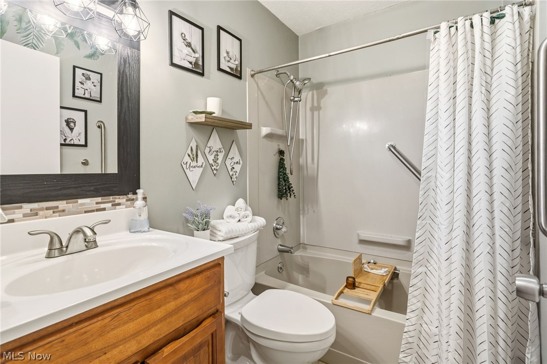 Lakeshore Hills - Residential