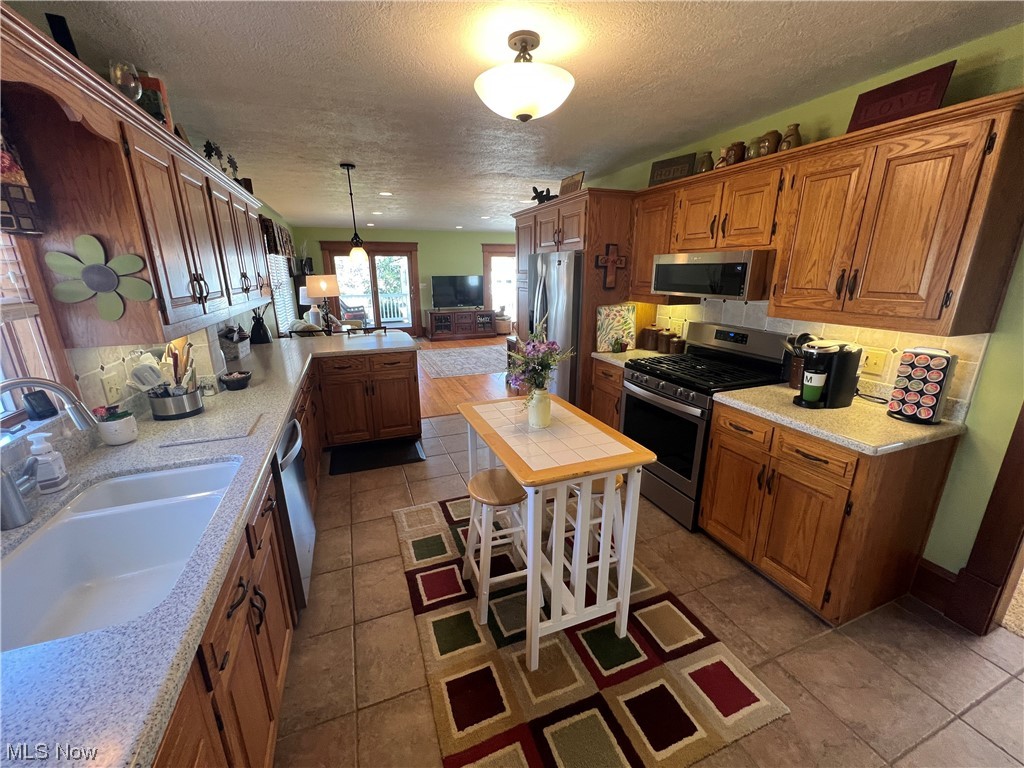 Ra Watsons Add 01 - Residential