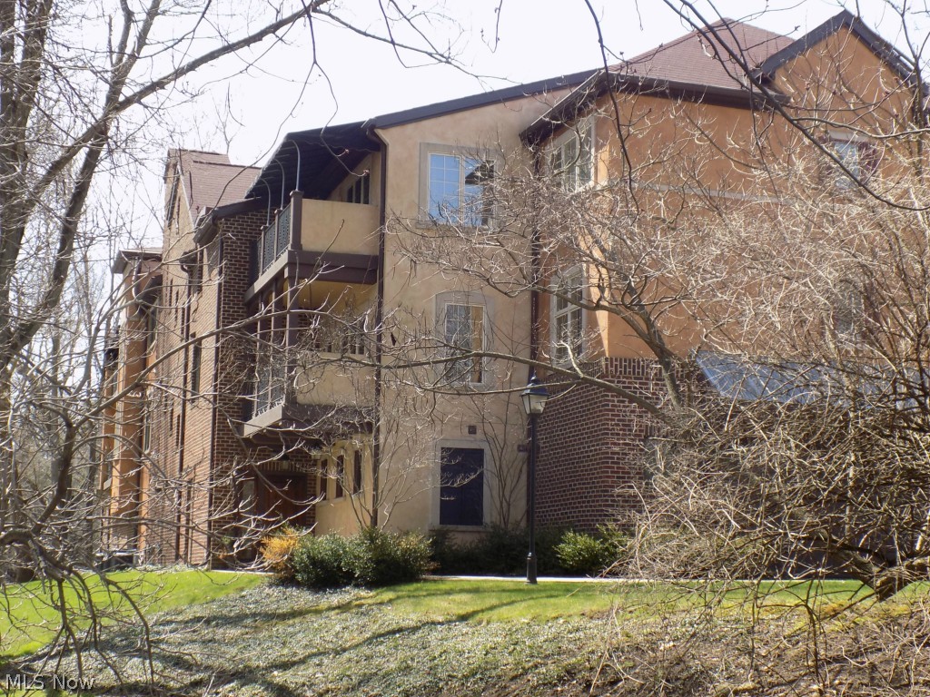 Corazon Condos - Residential