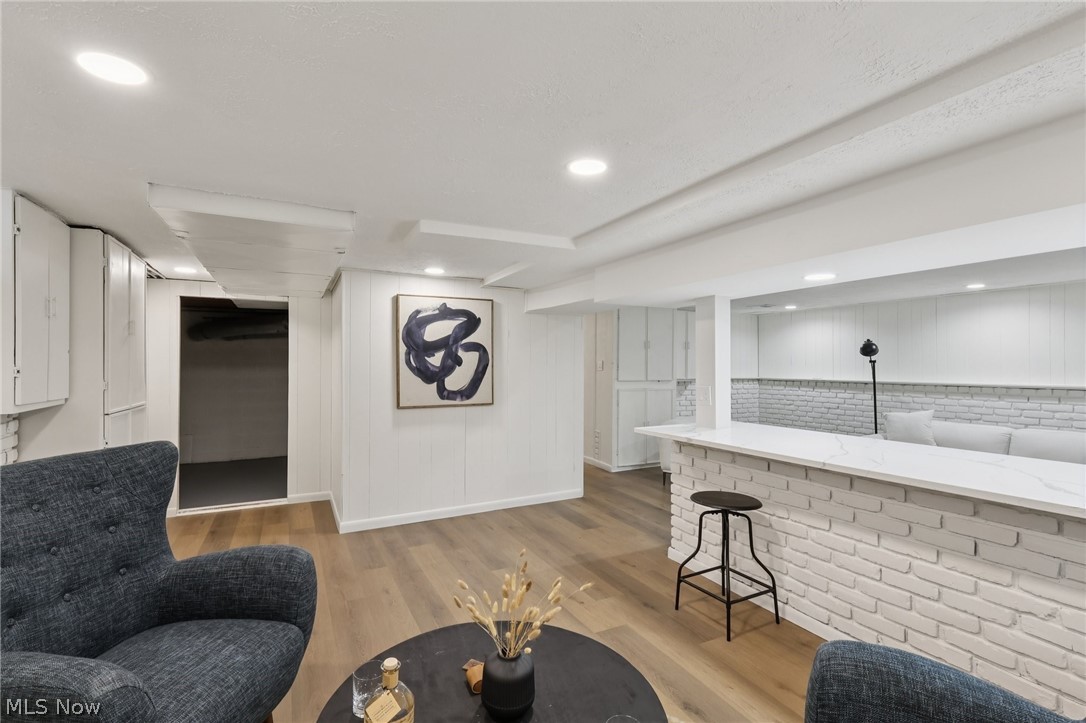 Chagrin Properties Cos Halbur - Residential