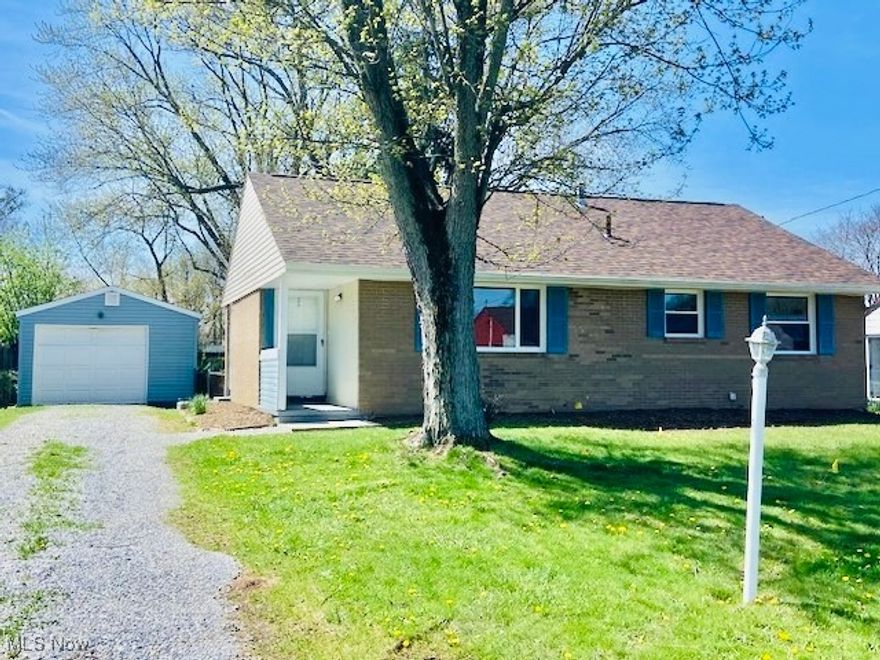 Fantastic remodel in Massillon. Home has all new kitchen and bath, paint, laminate floors and refinished hardwoods. Nothing to worry about with a new roof, furnace, AC and windows. Home also has a finished lower level and a fenced in rear yard. Nothing to do but move in.