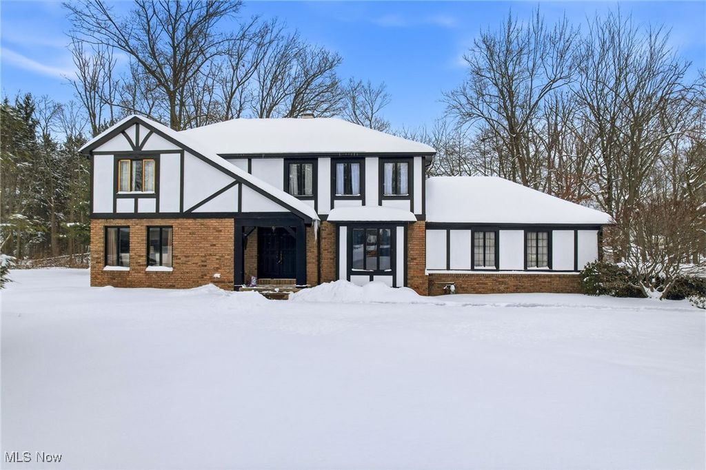 Photo of 2699 Morningside Place, Poland, OH 44514 (MLS # 5183909)