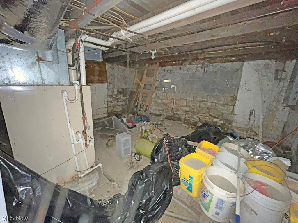 Trumbull Woods - Residential