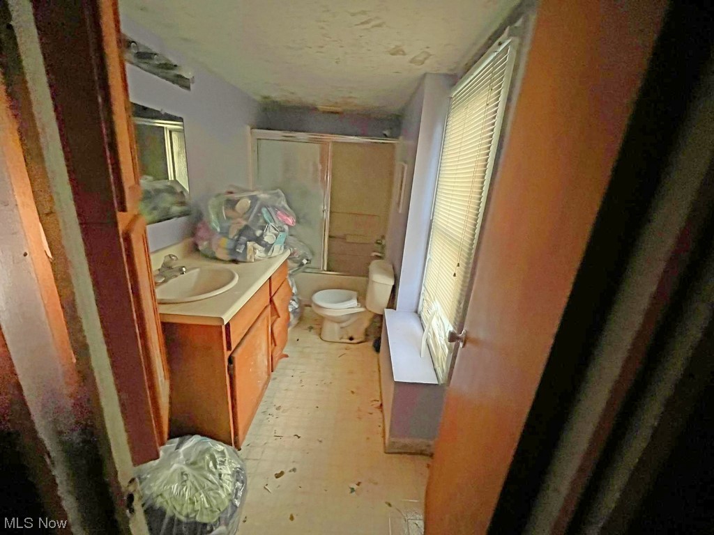 Trumbull Woods - Residential