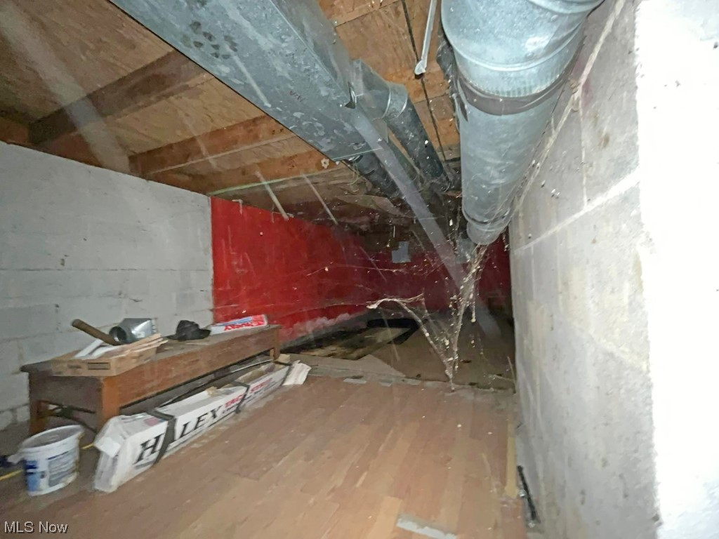 Trumbull Woods - Residential