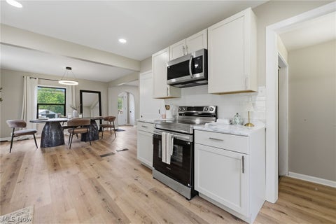 Tiny photo for 951 Bey Road, Akron, OH 44312 (MLS # 5255591)